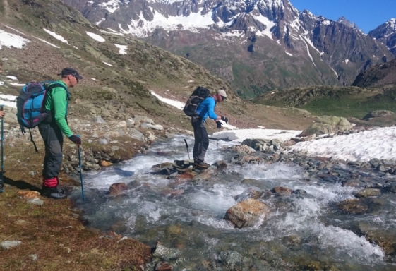 Zo kies je de juiste wandelschoenen voor in de bergen